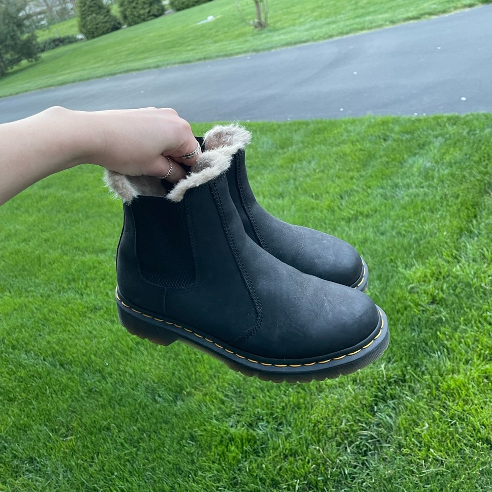 Doc Marten 2976 Faux Fur Lined Chelsea Boots